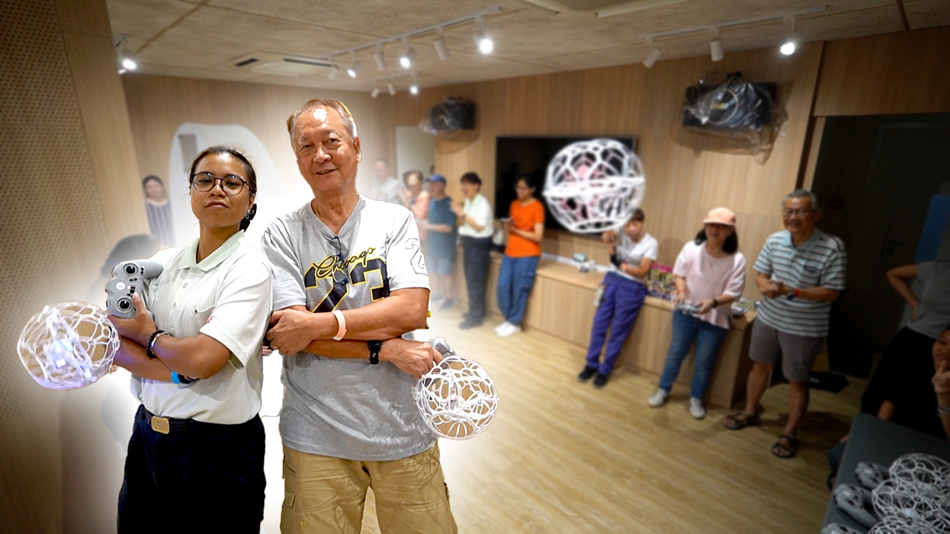 无人机足球 乐龄也可以玩